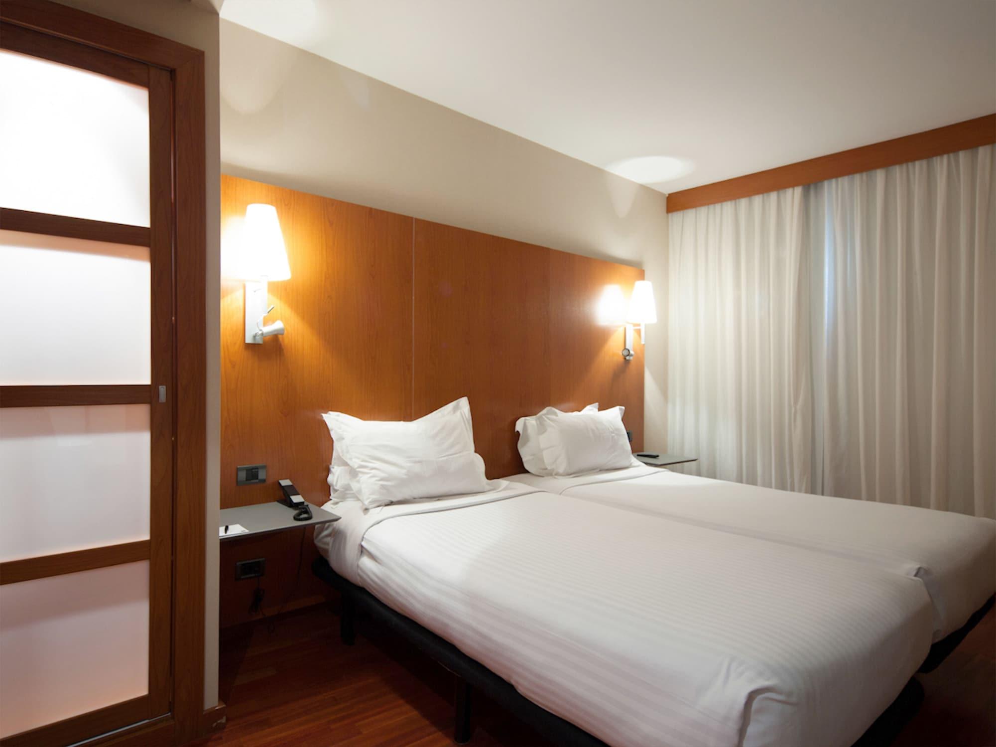 Hotel Ciutat Martorell Εξωτερικό φωτογραφία