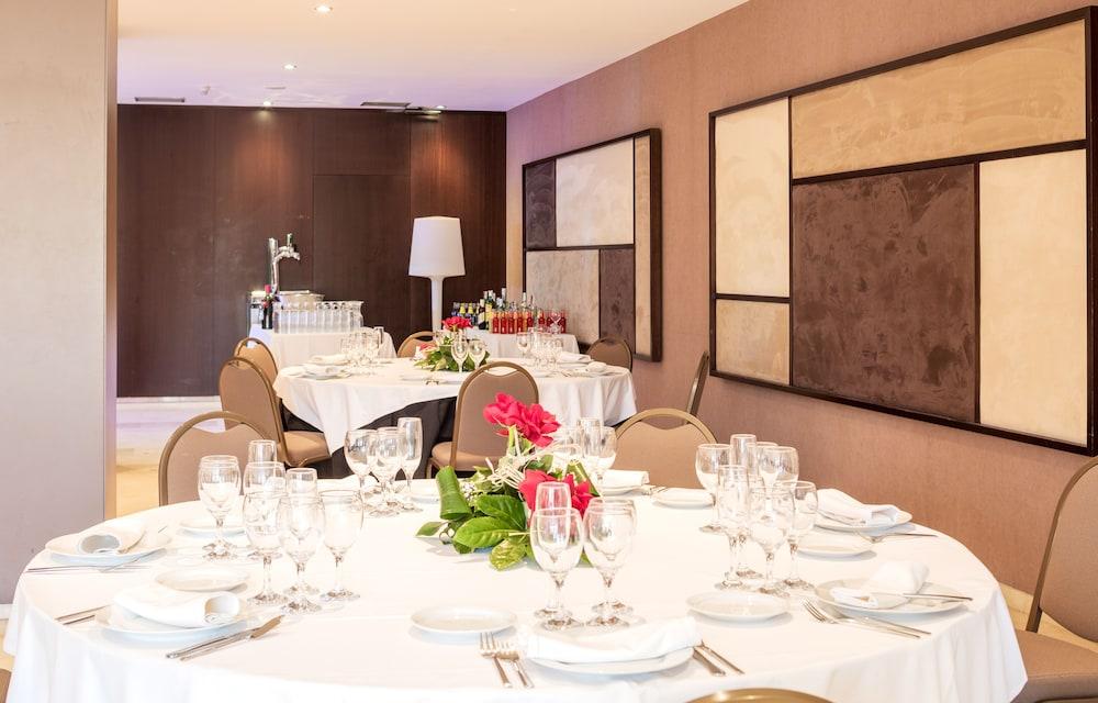 Hotel Ciutat Martorell Εξωτερικό φωτογραφία