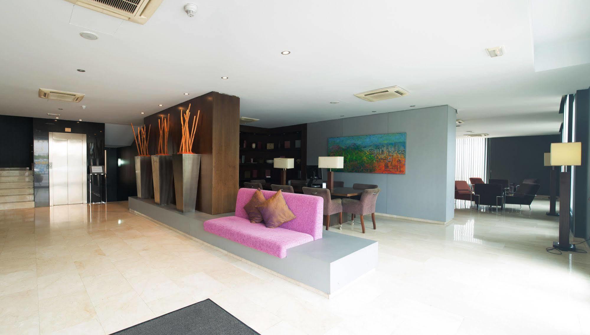 Hotel Ciutat Martorell Εξωτερικό φωτογραφία